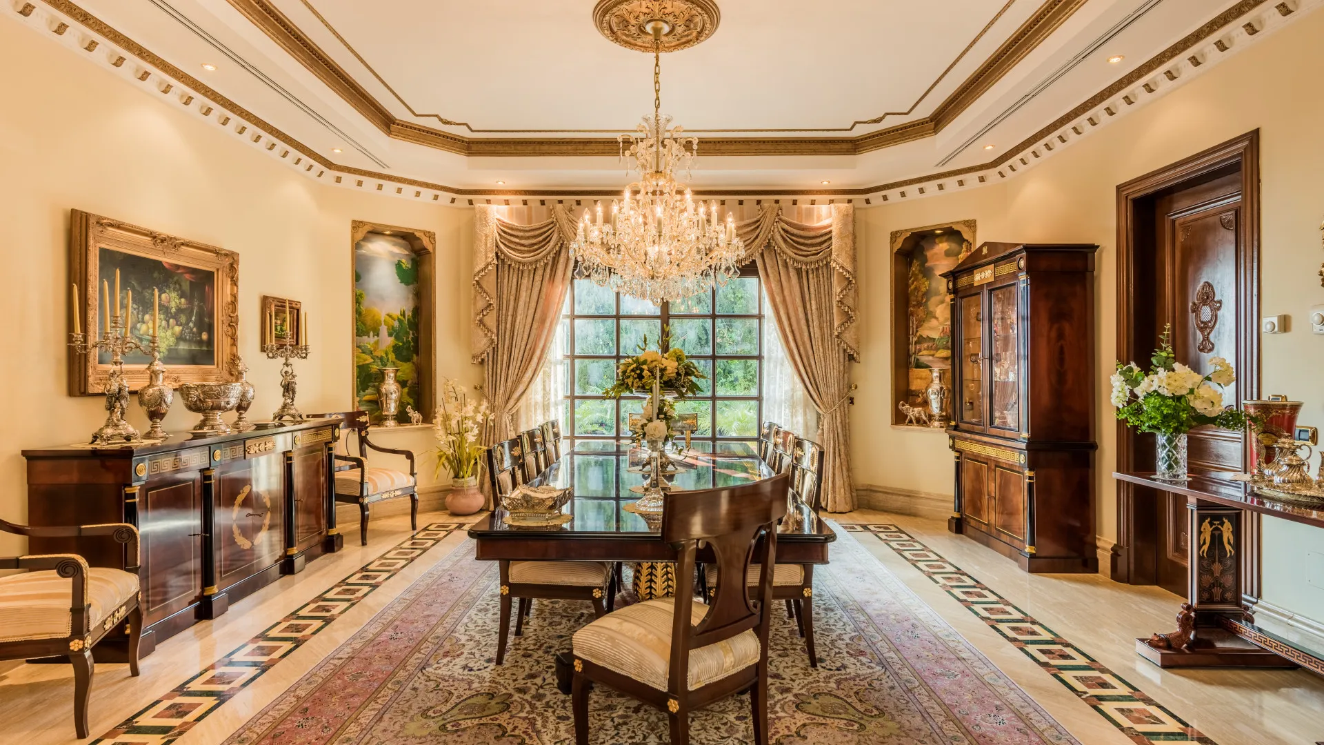 7 bedrooms villa in Sierra Blanca for sale