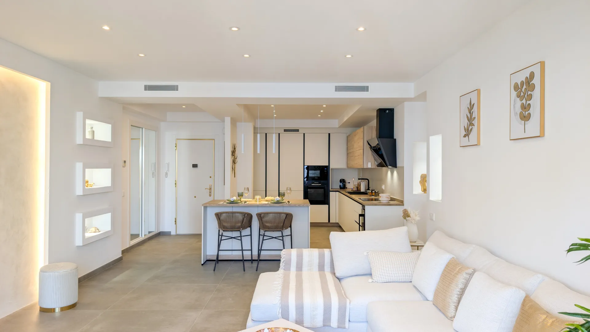 Comprar apartamento de 2 dormitorios en San Pedro Playa