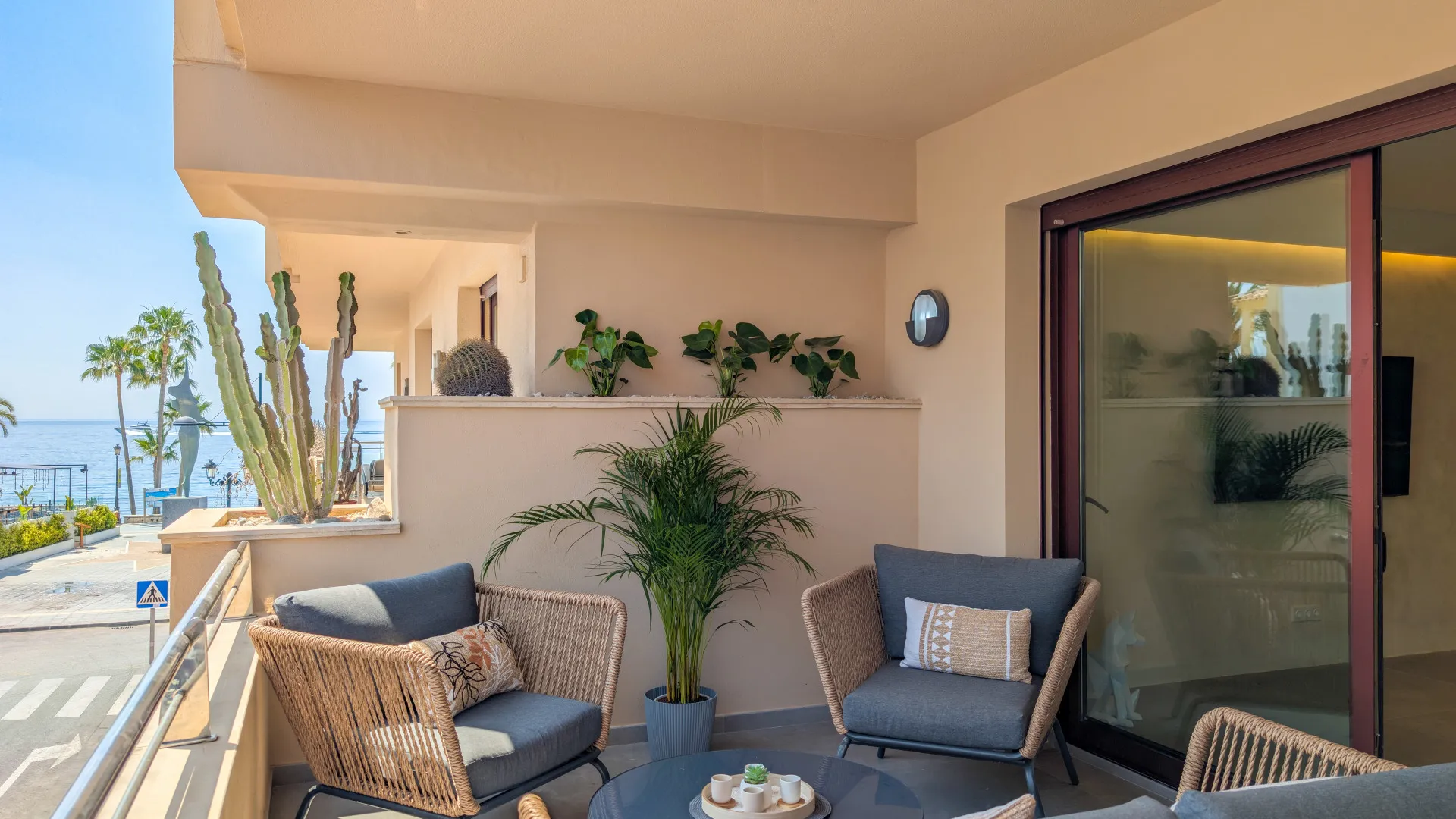 Comprar apartamento de 2 dormitorios en San Pedro Playa