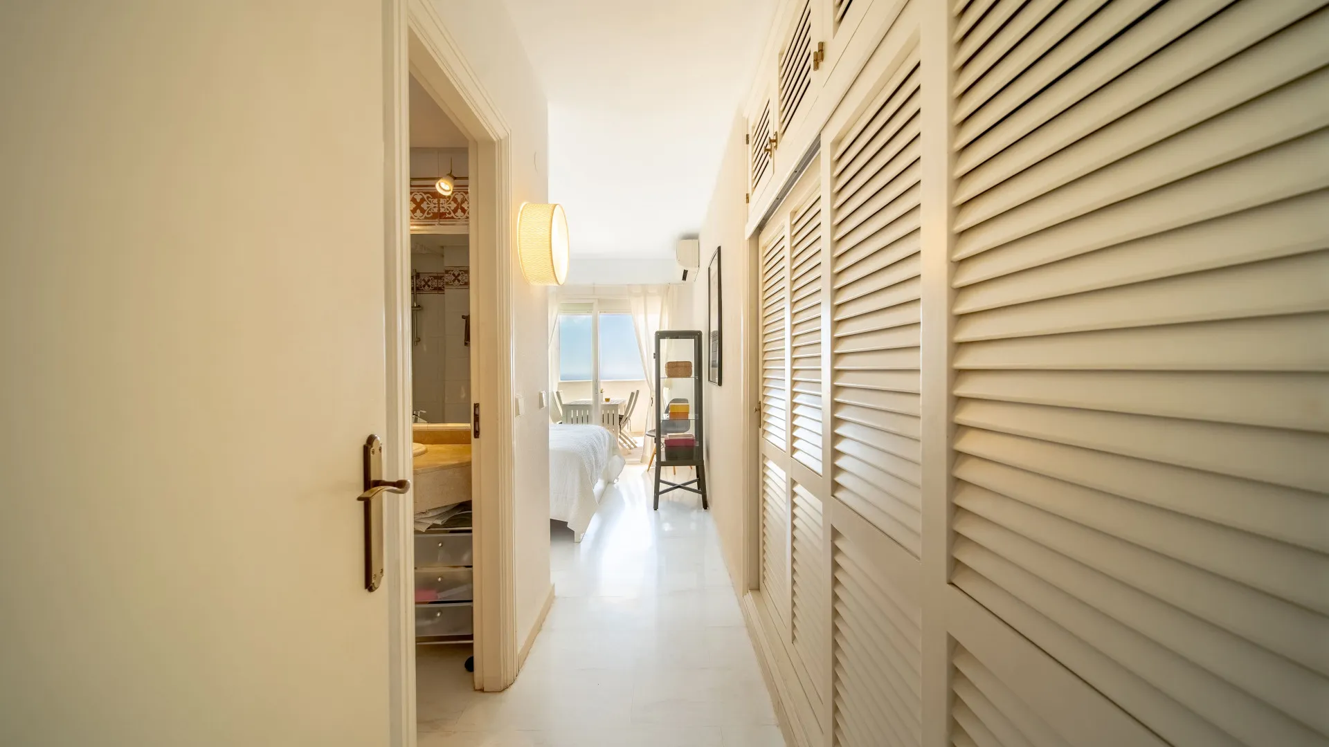 Apartamento a la venta de 2 dormitorios en Calahonda