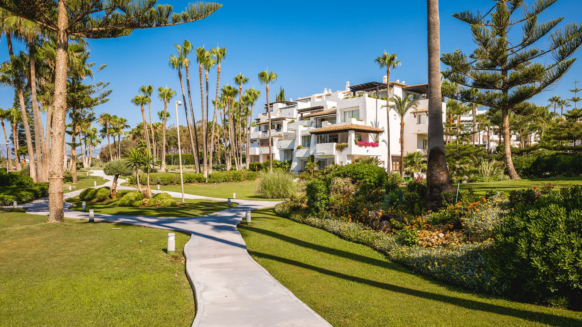 Marina Puente Romano 3 bedrooms apartment for sale