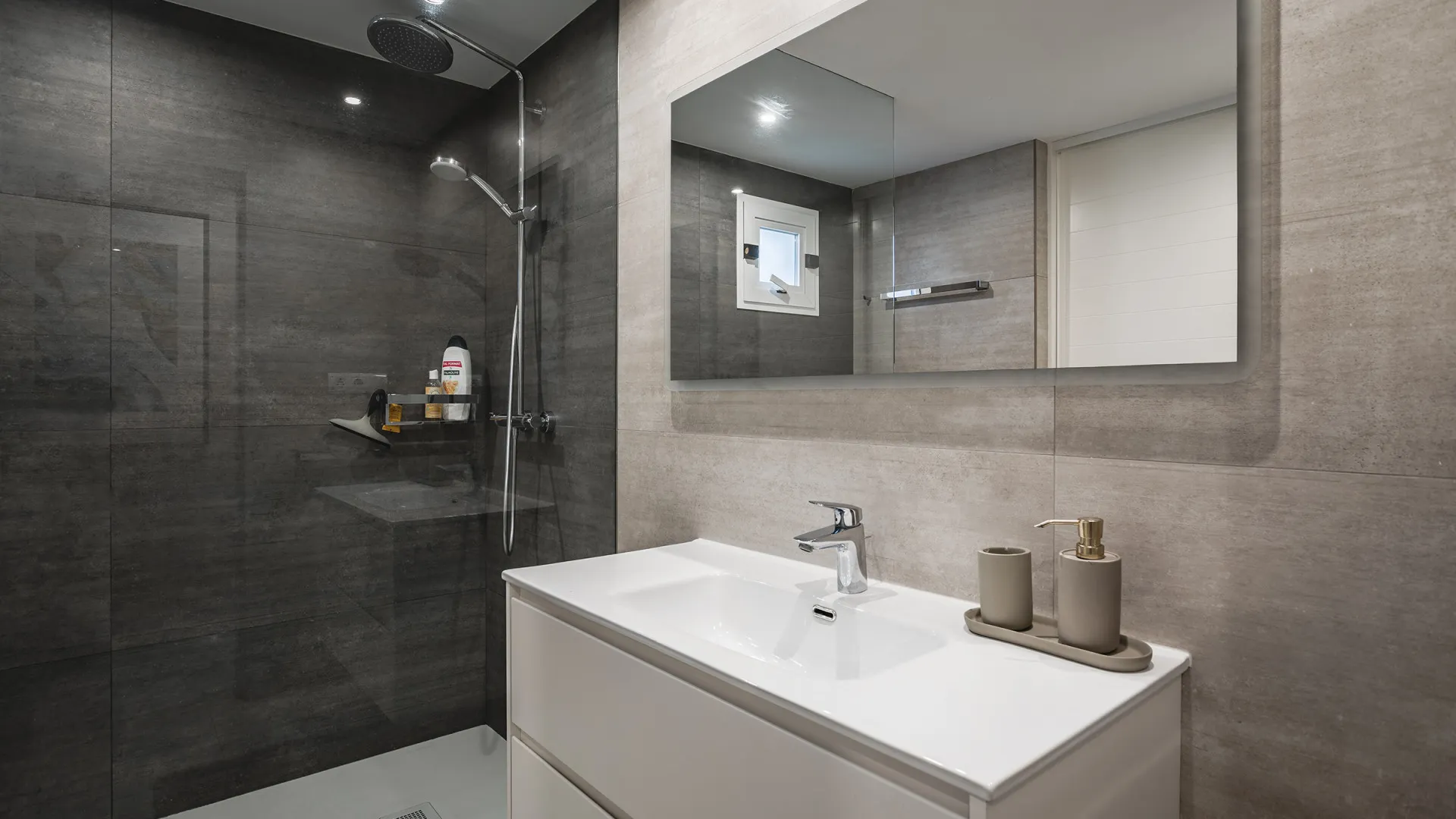 Marina Puente Romano 3 bedrooms apartment for sale