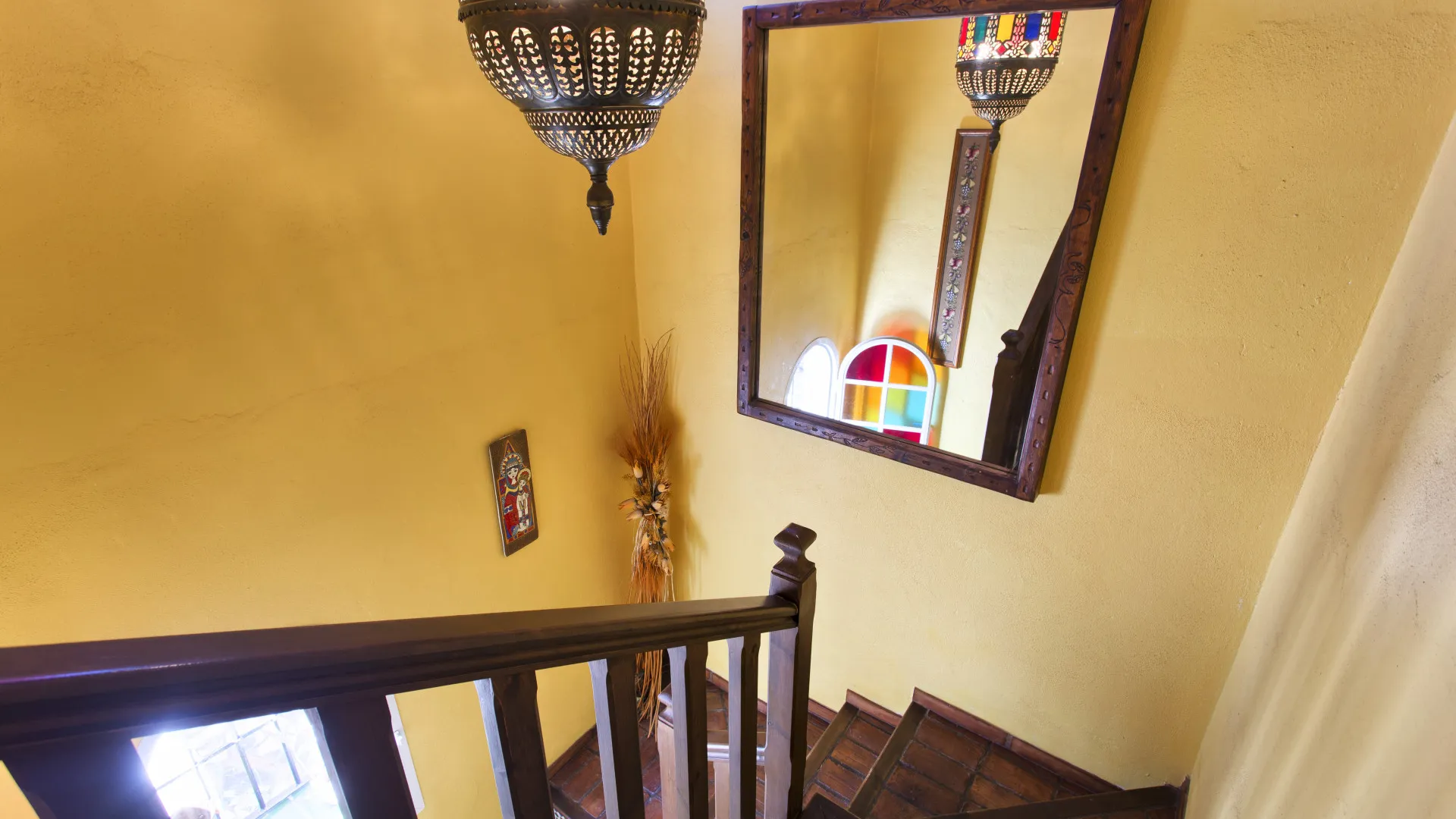 3 bedrooms town house for sale in Benahavis Centro