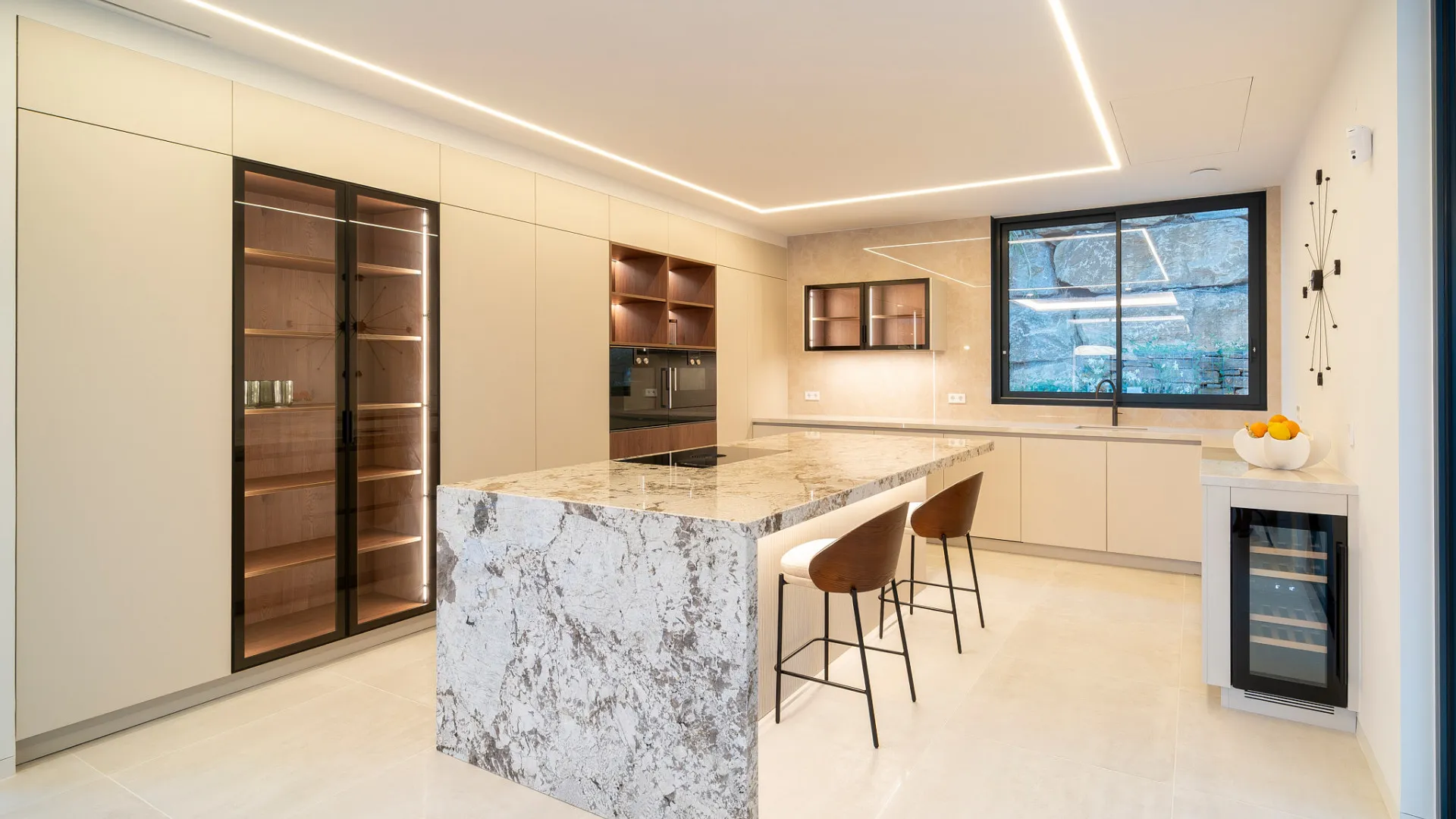 Villa a la venta con 6 dormitorios en Paraiso Alto