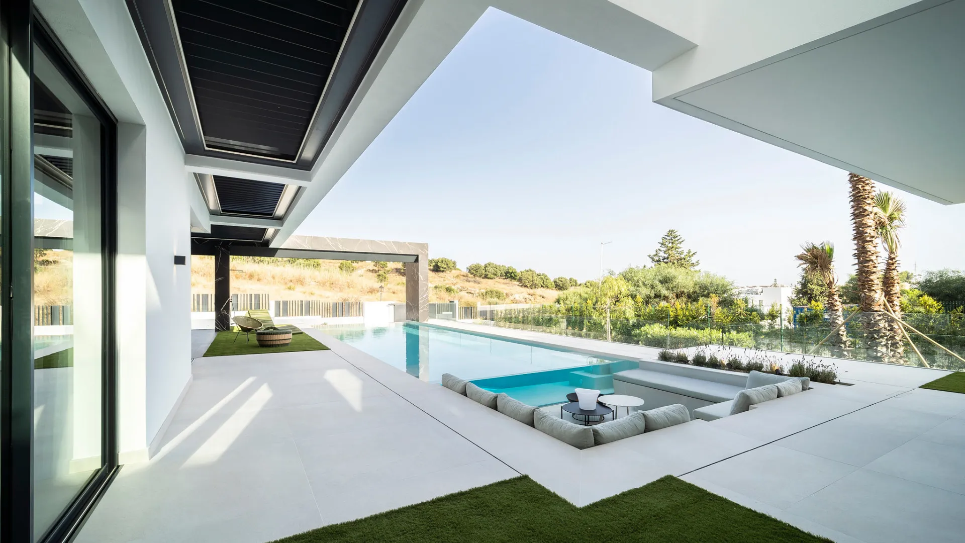 Villa a la venta con 6 dormitorios en Paraiso Alto