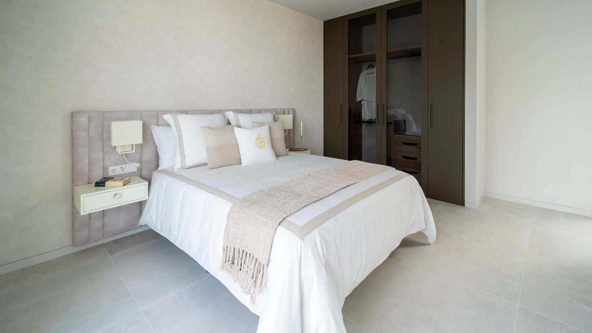 Villa a la venta con 6 dormitorios en Paraiso Alto