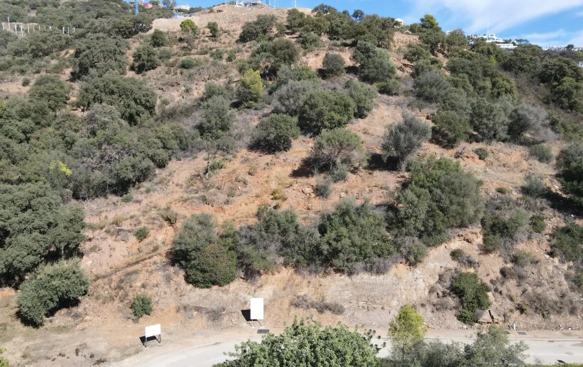 Se vende parcela en Los Altos de los Monteros