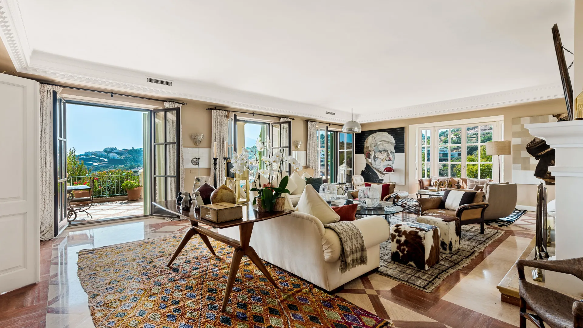 For sale 7 bedrooms villa in Marbella Club Golf Resort