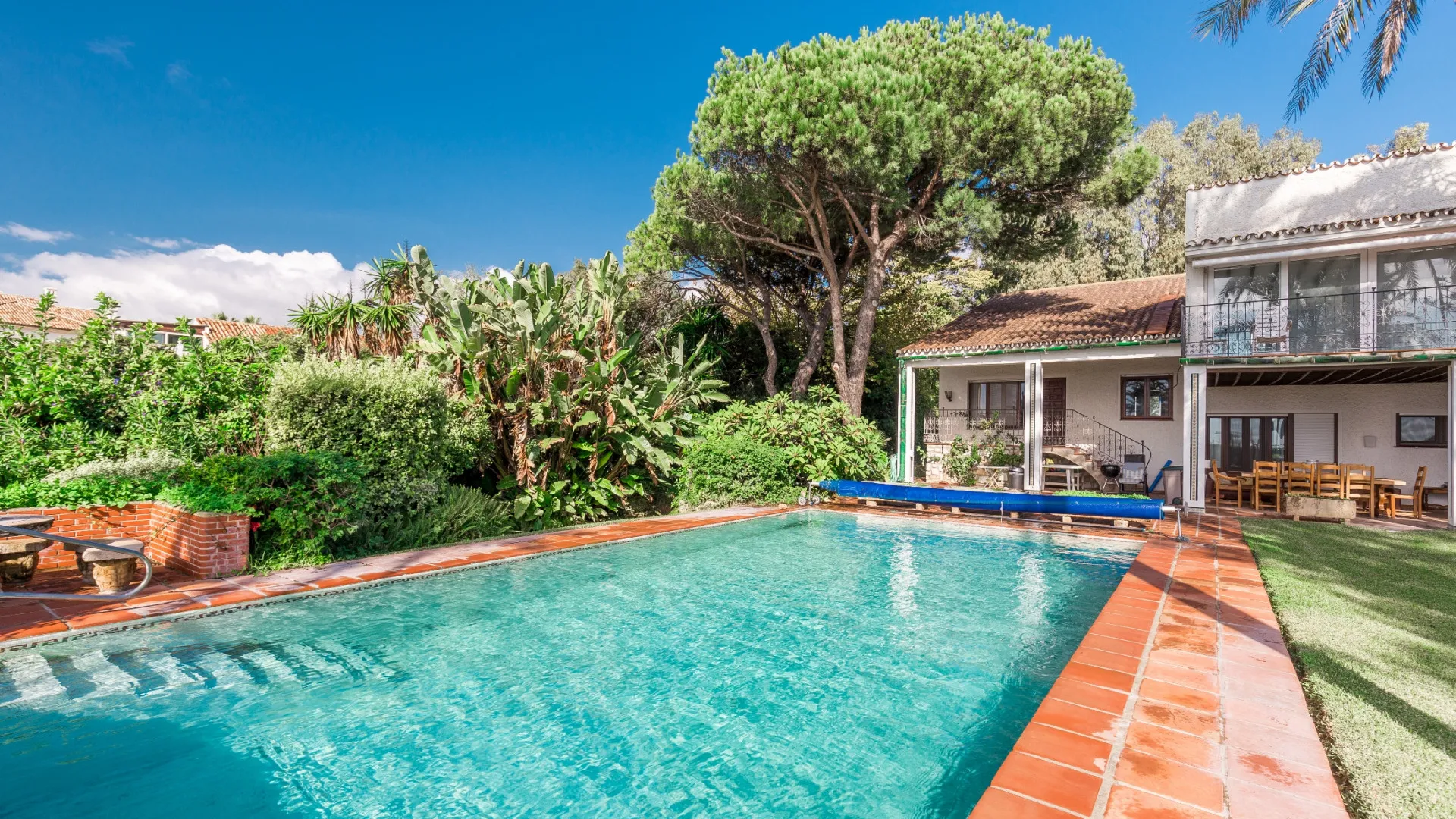 Villa con 5 dormitorios a la venta en La Reserva de los Monteros