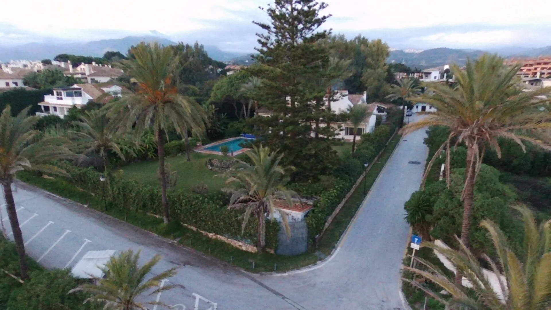 Villa con 5 dormitorios a la venta en La Reserva de los Monteros