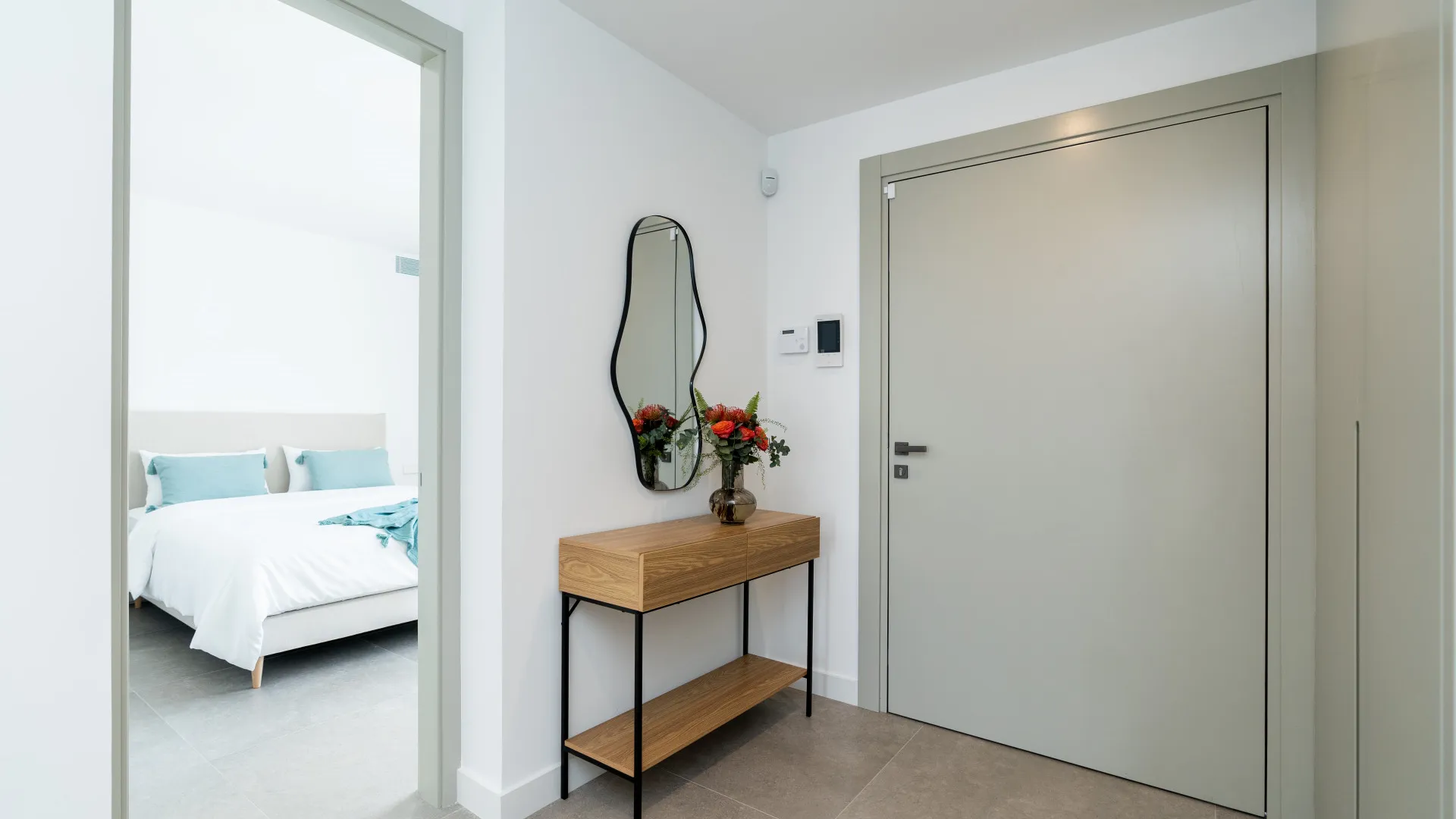 4 bedrooms house in Elviria for sale