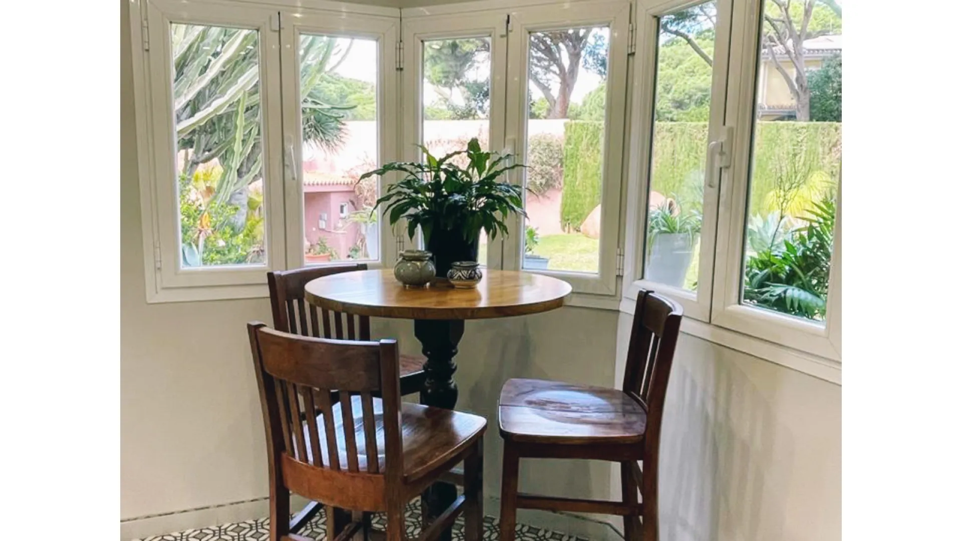 Comprar casa en Sitio de Calahonda con 6 dormitorios