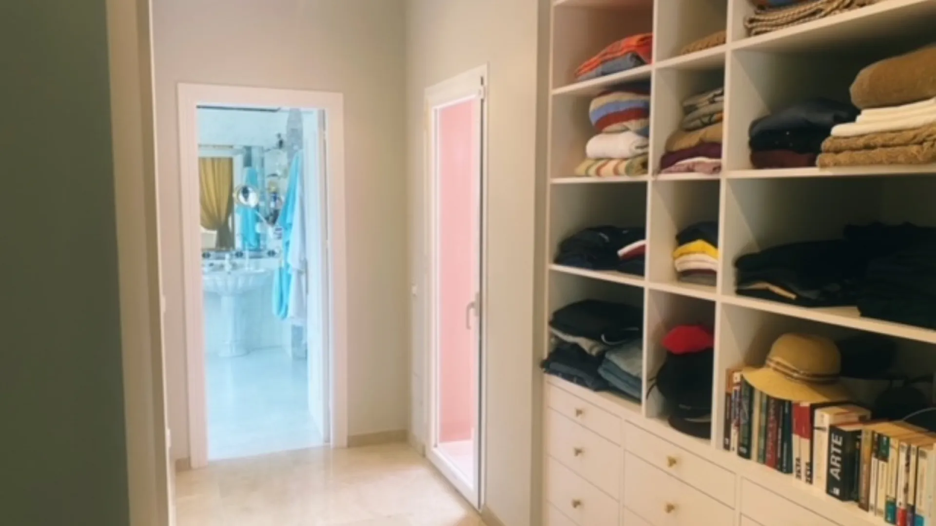 Comprar casa en Sitio de Calahonda con 6 dormitorios