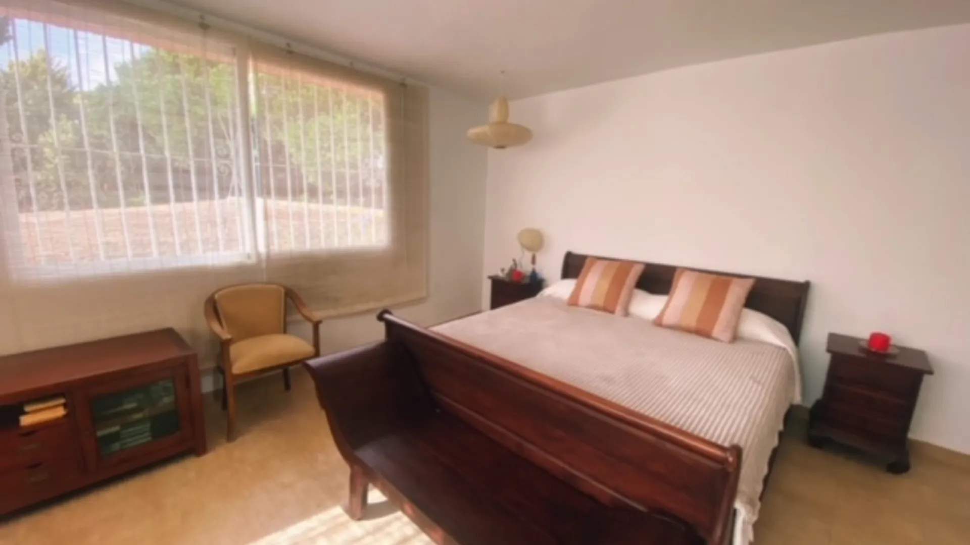 Comprar casa en Sitio de Calahonda con 6 dormitorios