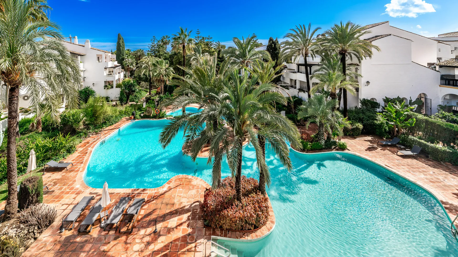 Puente Romano, apartamento de 3 dormitorios en venta