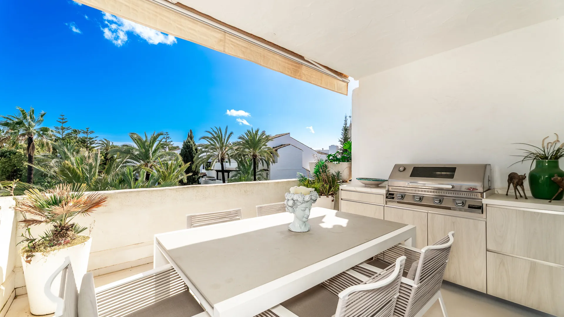 Puente Romano, apartamento de 3 dormitorios en venta