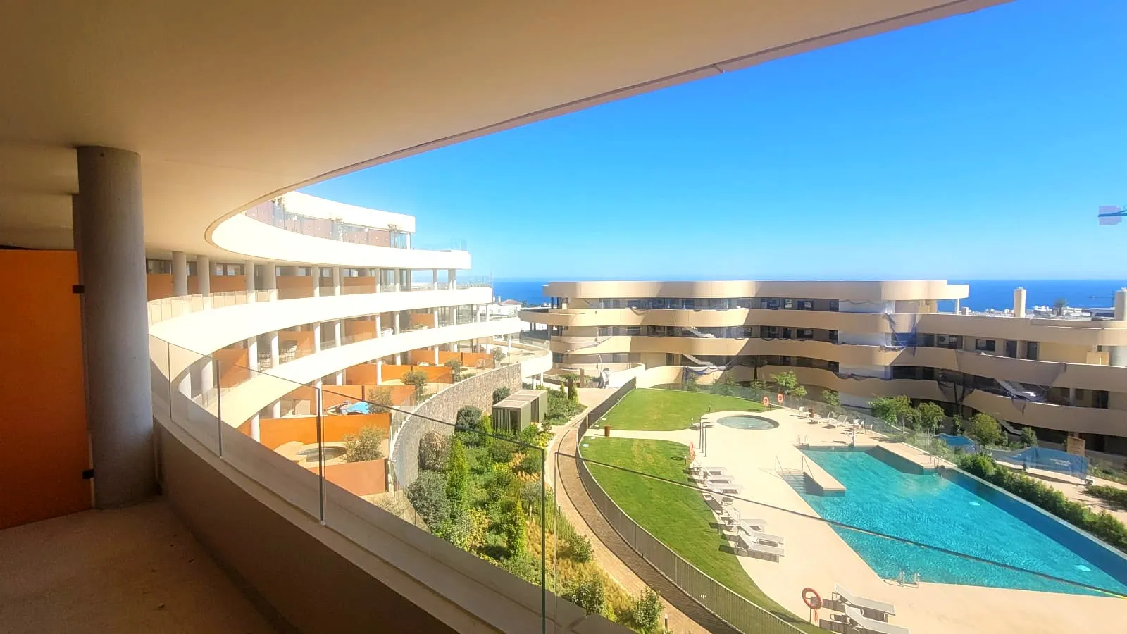 For sale apartment with 2 bedrooms in El Higueron
