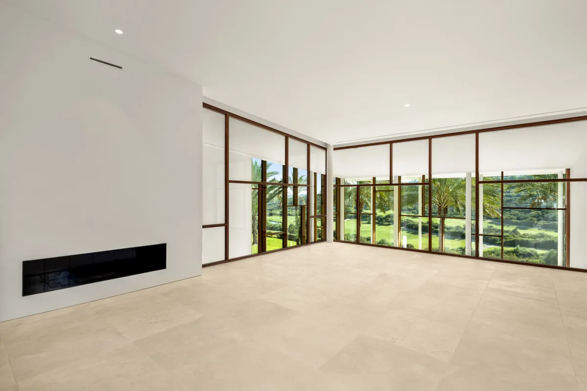 For sale villa with 6 bedrooms in Finca Cortesin