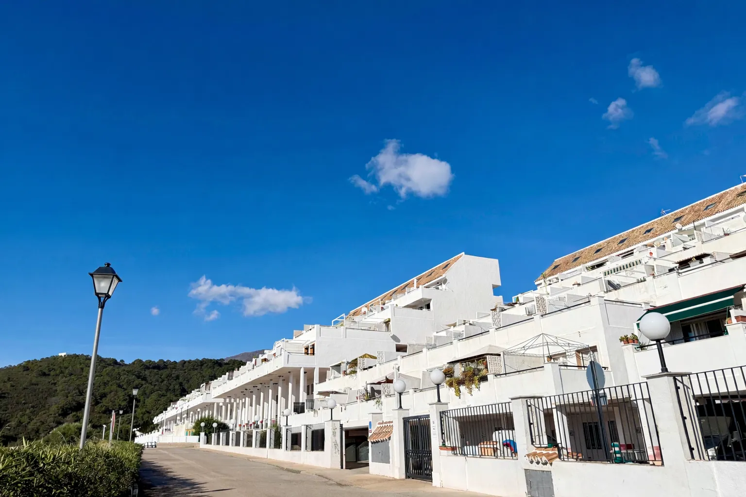 For sale Forest Hills duplex with 1 bedroom