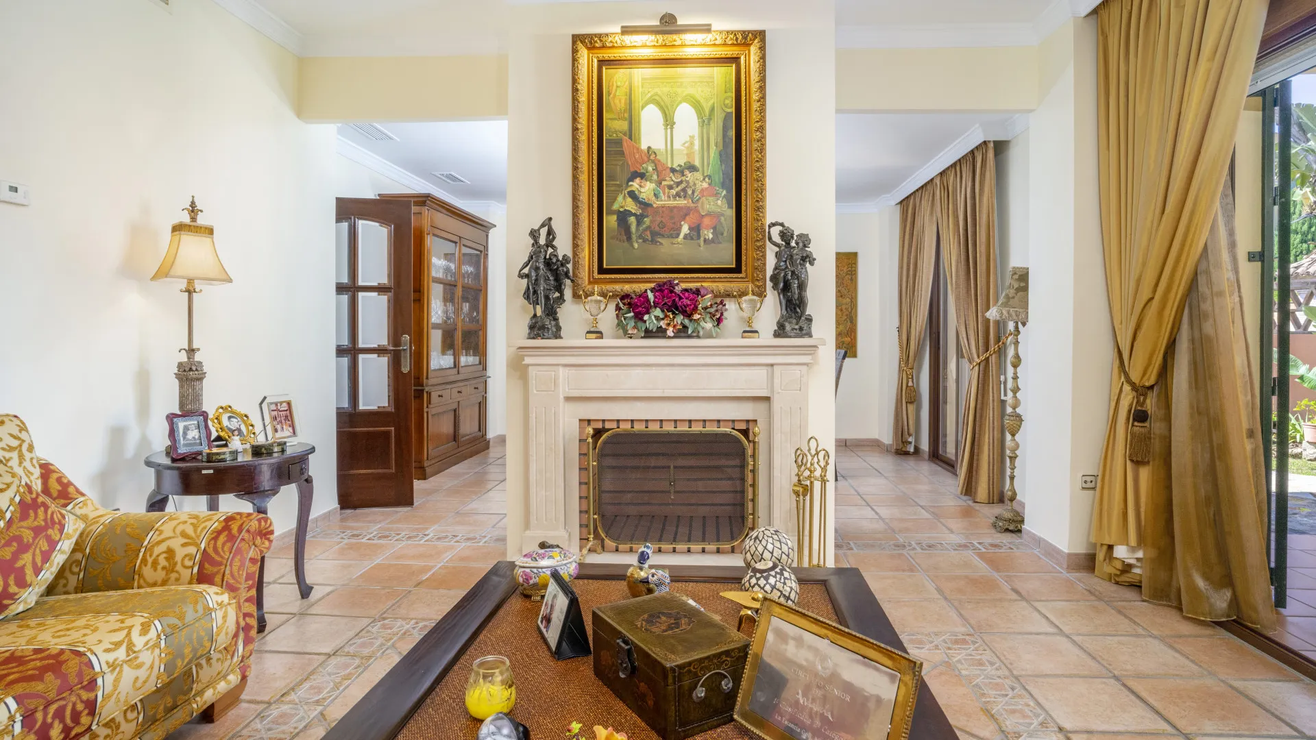 Guadalmina Alta, villa de 6 dormitorios en venta