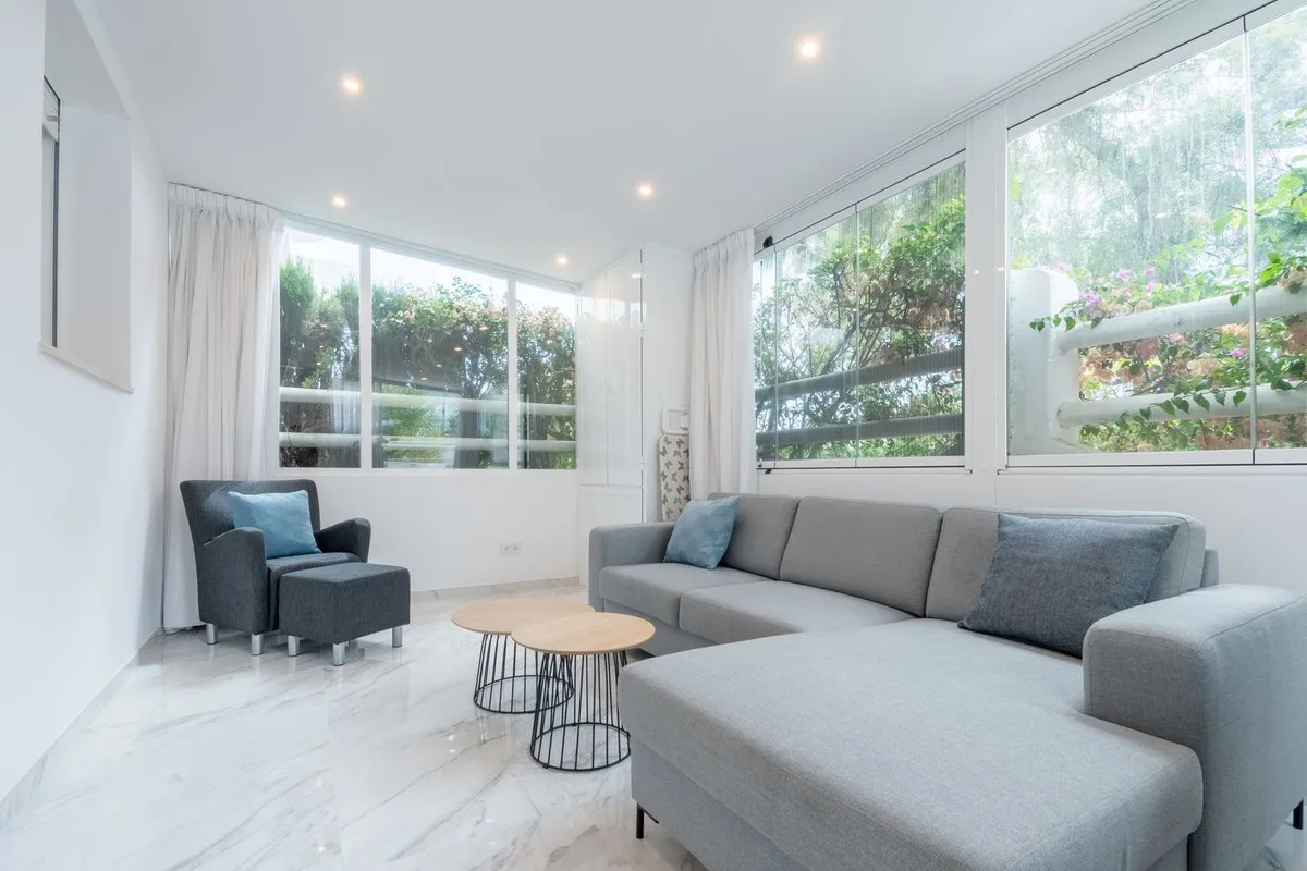 Apartamento planta baja en venta de 2 dormitorios en Marbella Golden Mile