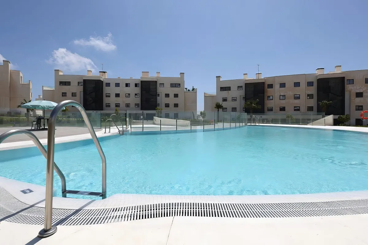 3 bedrooms ground floor apartment in Fuengirola for sale