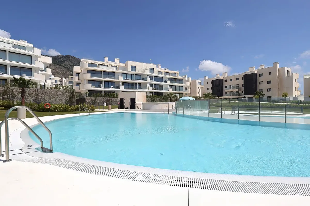 3 bedrooms ground floor apartment in Fuengirola for sale