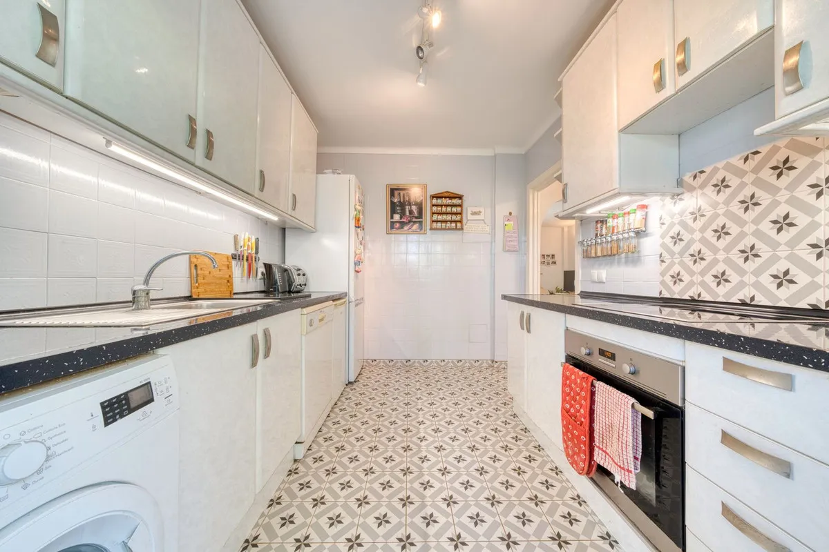 2 bedrooms ground floor apartment in El Paraiso for sale