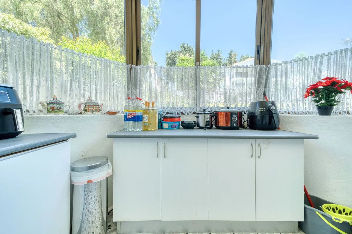 2 bedrooms ground floor apartment in El Paraiso for sale