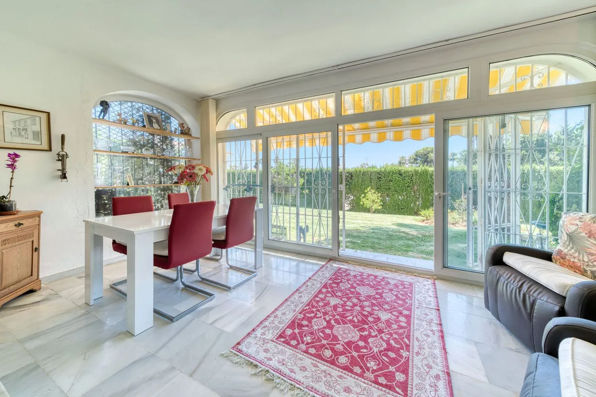 2 bedrooms ground floor apartment in El Paraiso for sale