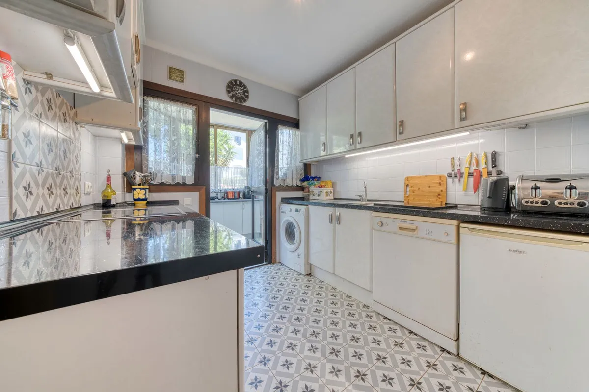 2 bedrooms ground floor apartment in El Paraiso for sale