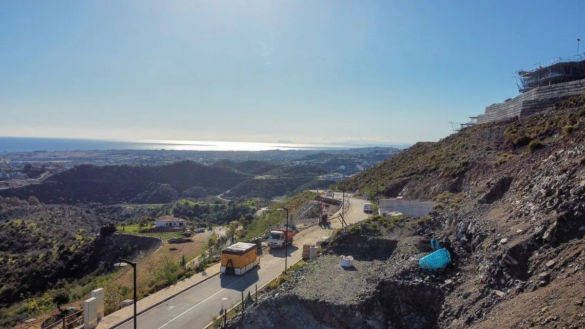 La Quinta plot for sale