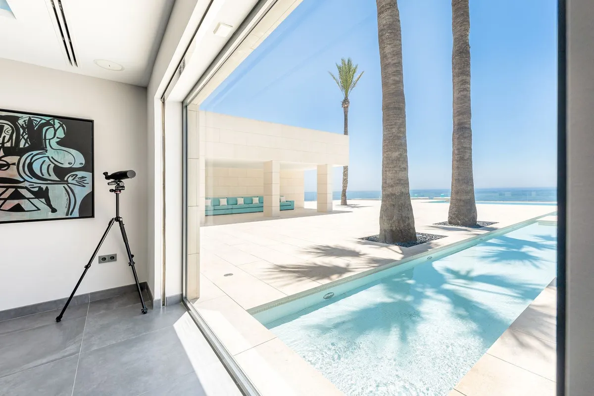 For sale 4 bedrooms villa in Mijas Costa