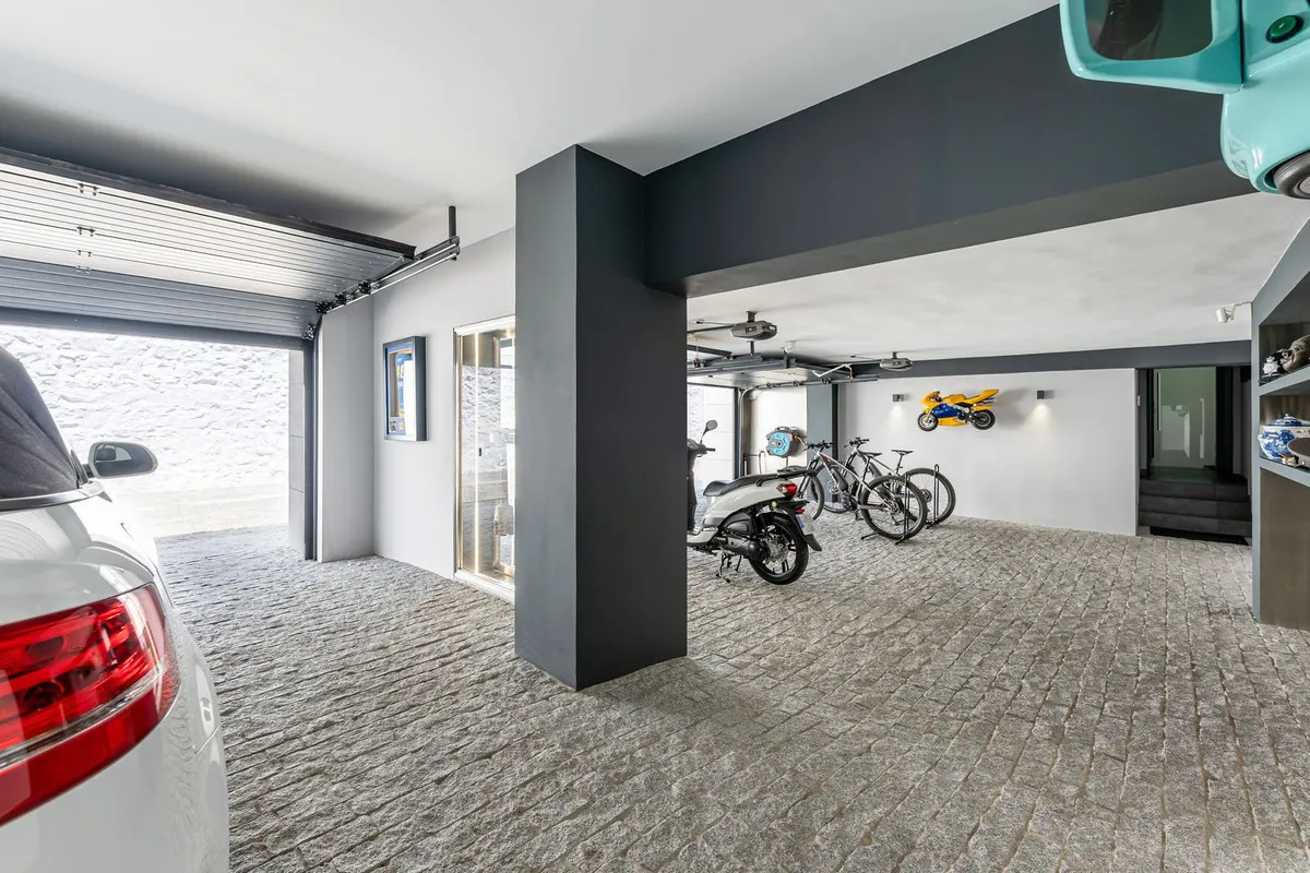 For sale 4 bedrooms villa in Mijas Costa