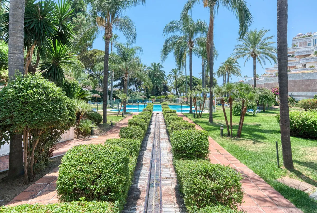 Apartamento en venta en Marbella - Puerto Banus de 3 dormitorios