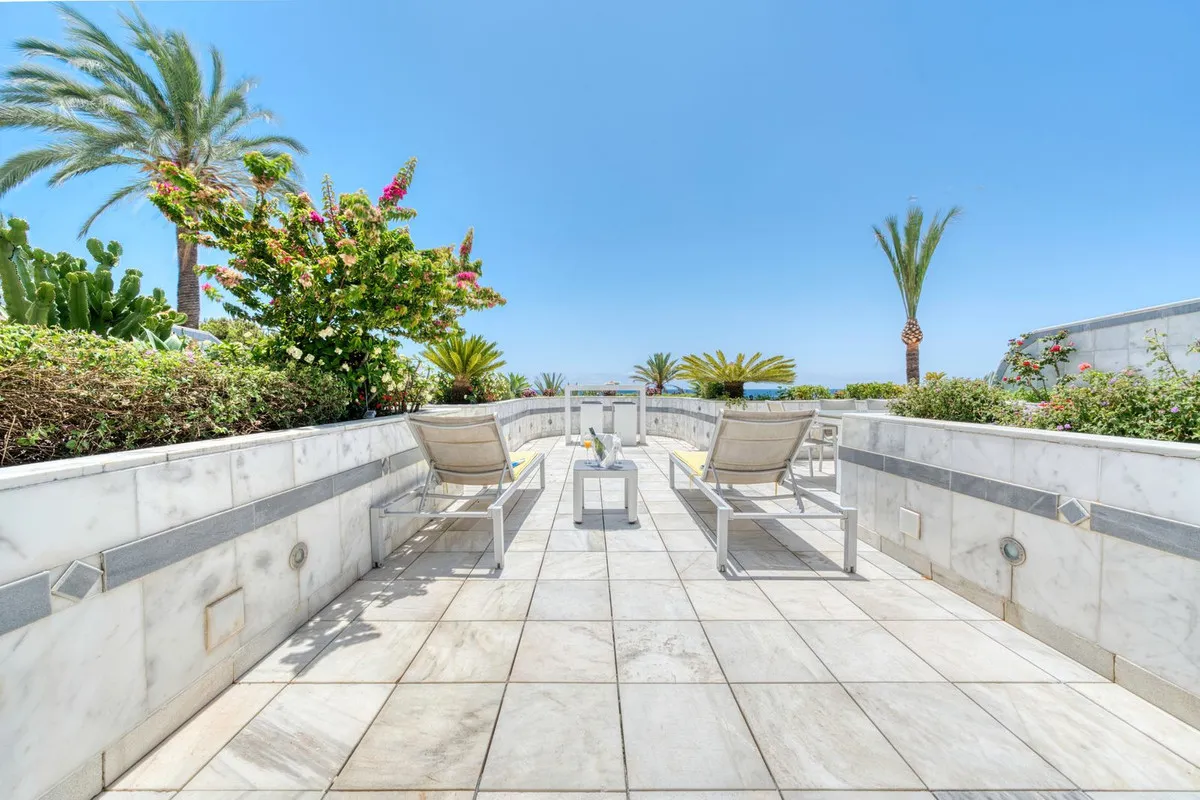 Apartamento en venta en Marbella - Puerto Banus de 3 dormitorios