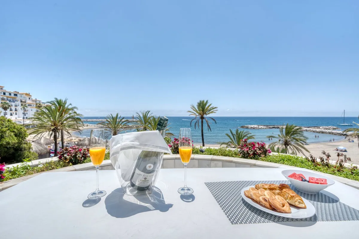 Apartamento en venta en Marbella - Puerto Banus de 3 dormitorios