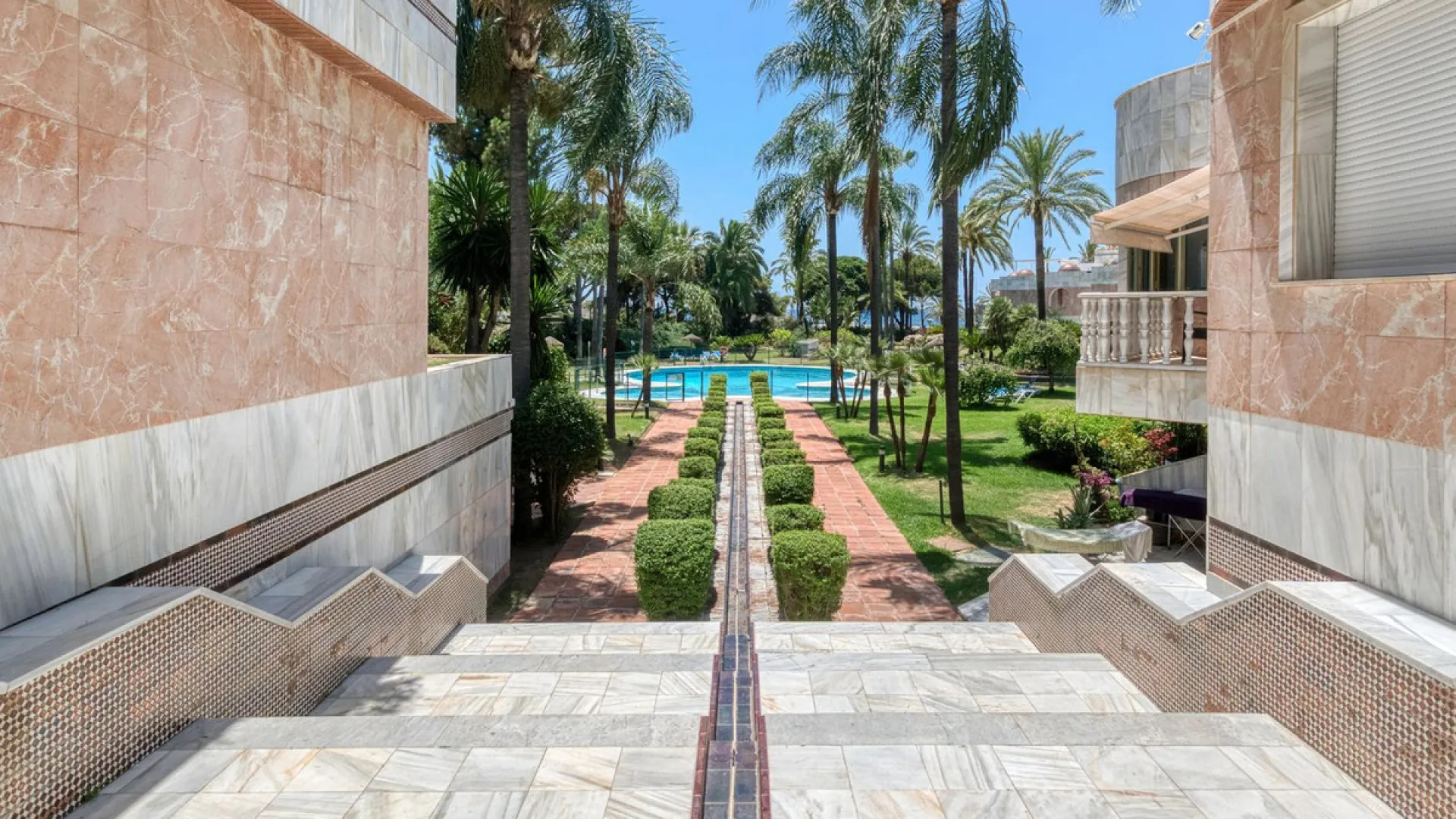 Apartamento en venta en Marbella - Puerto Banus de 3 dormitorios
