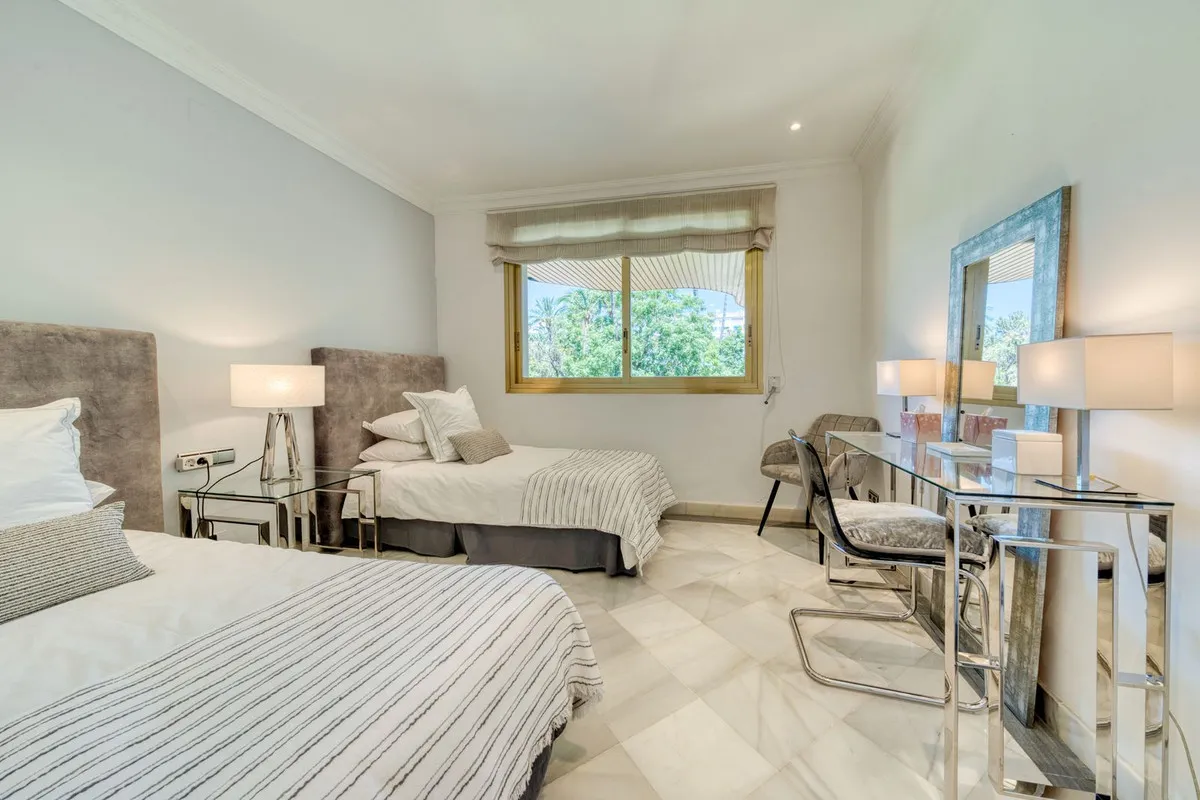 Apartamento en venta en Marbella - Puerto Banus de 3 dormitorios