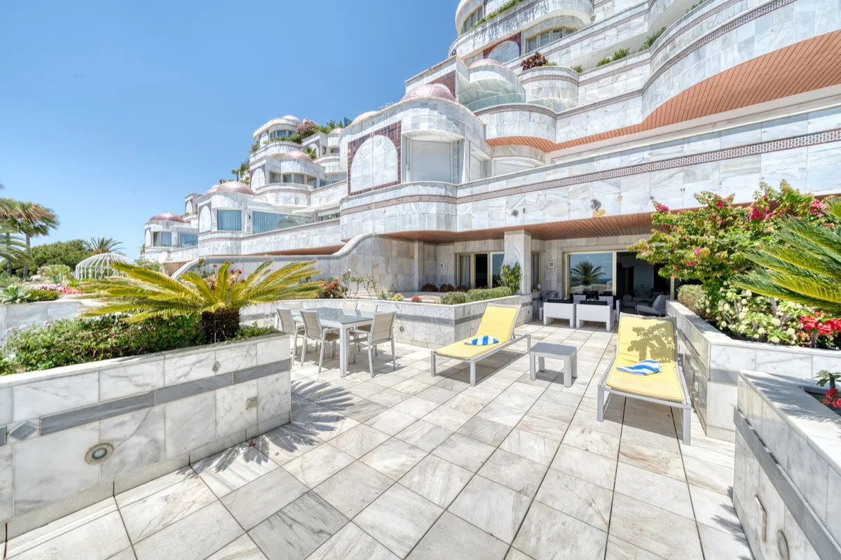 Apartamento en venta en Marbella - Puerto Banus de 3 dormitorios