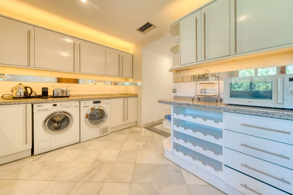 Apartamento en venta en Marbella - Puerto Banus de 3 dormitorios