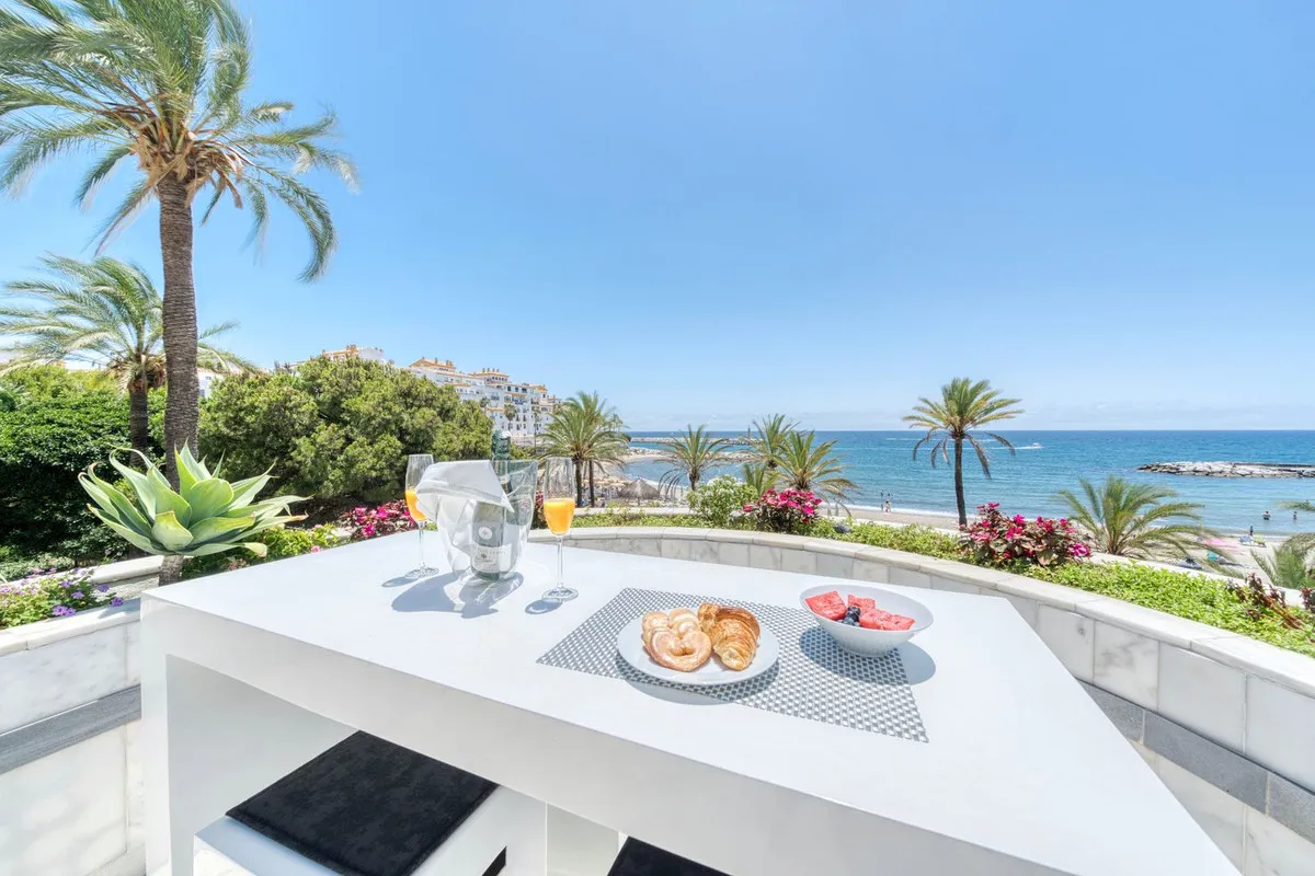 Apartamento en venta en Marbella - Puerto Banus de 3 dormitorios