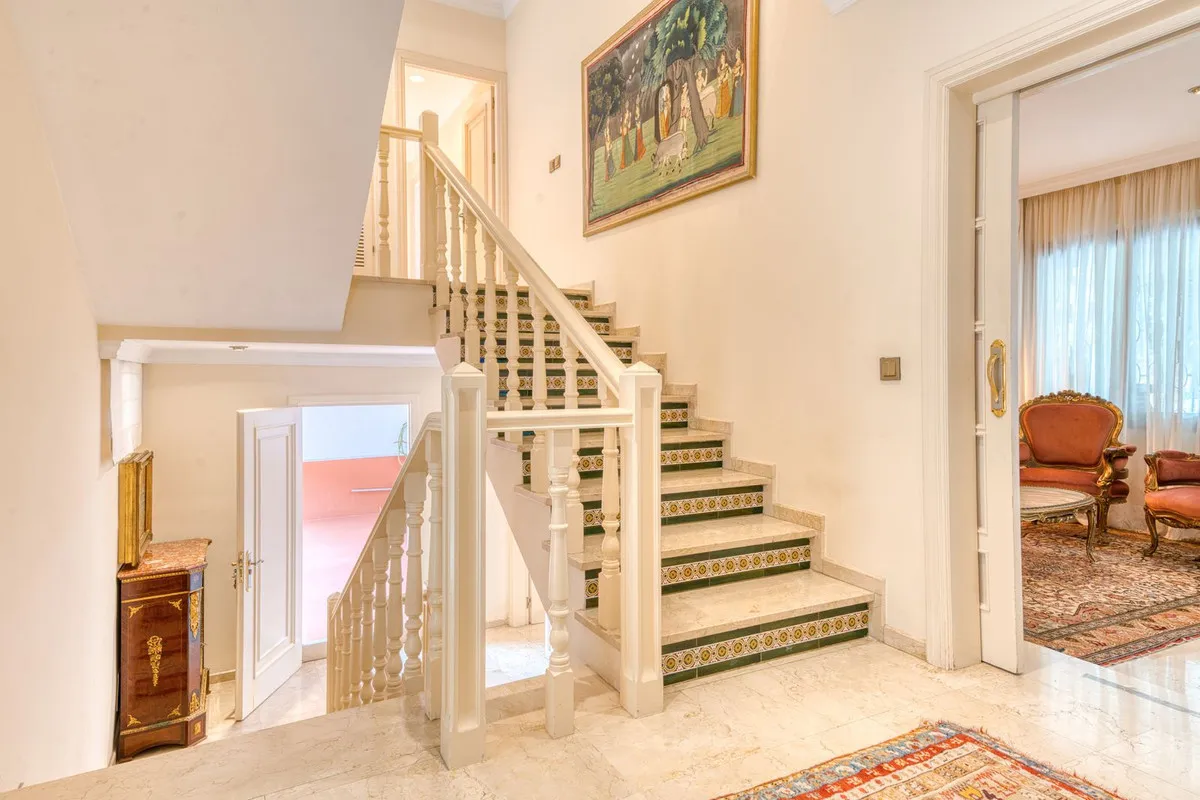 Los Monteros, villa a la venta