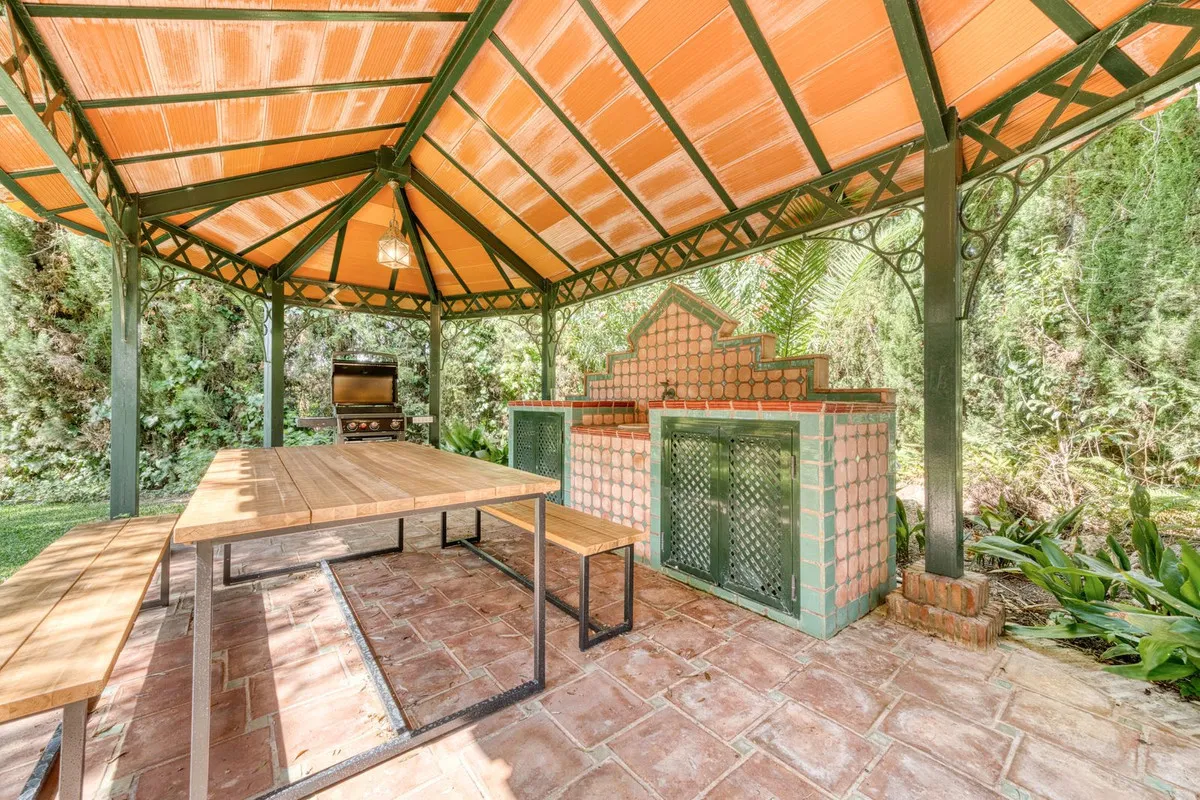 Nueva Andalucia, villa con 6 dormitorios en venta