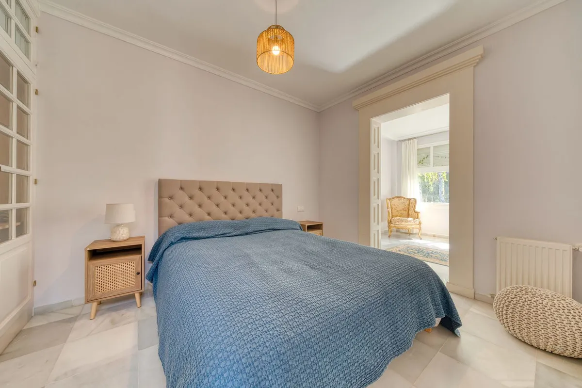 Nueva Andalucia, villa con 6 dormitorios en venta