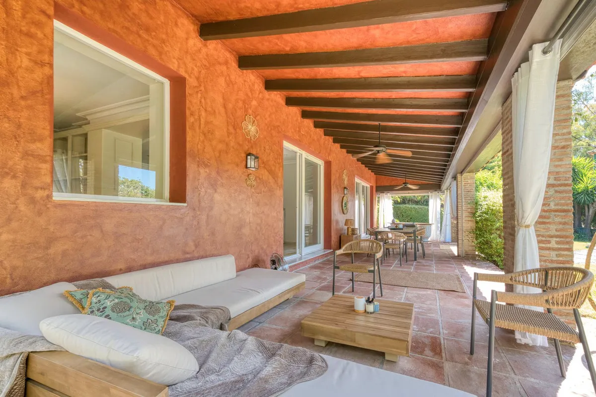 Nueva Andalucia, villa con 6 dormitorios en venta