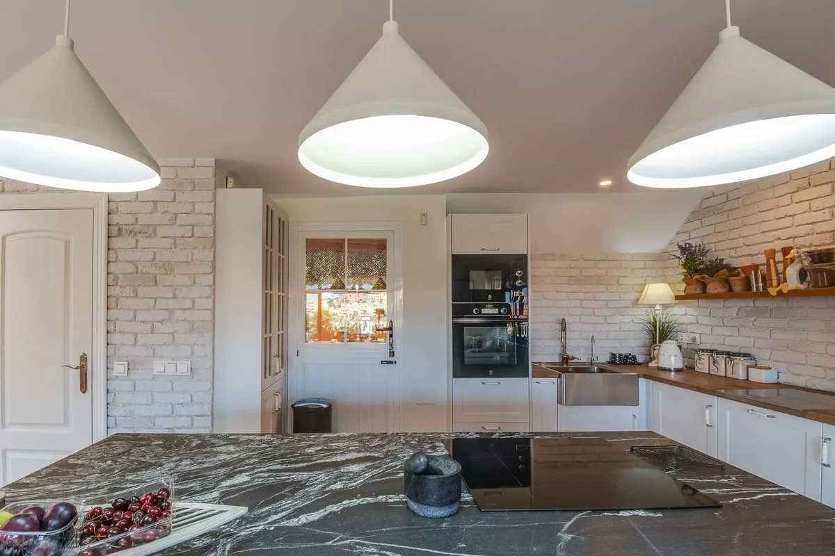 Ático con 2 dormitorios en venta en La Duquesa