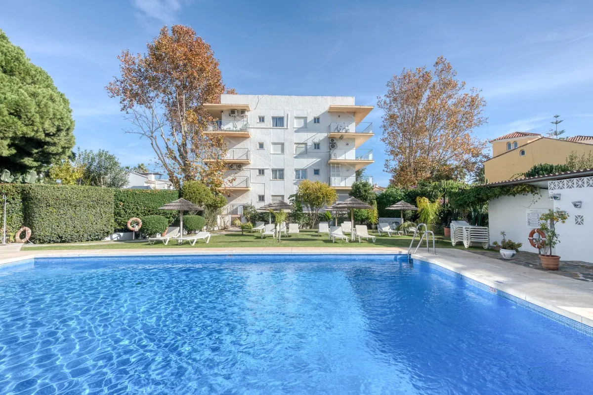 Marbella Golden Mile, apartamento con 2 dormitorios en venta