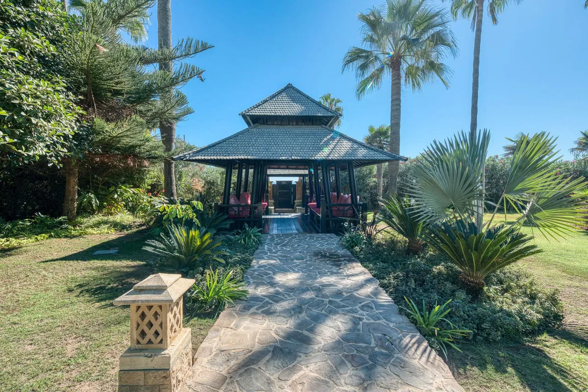 For sale apartment in Marbella - Puerto Banus with 6 bedrooms