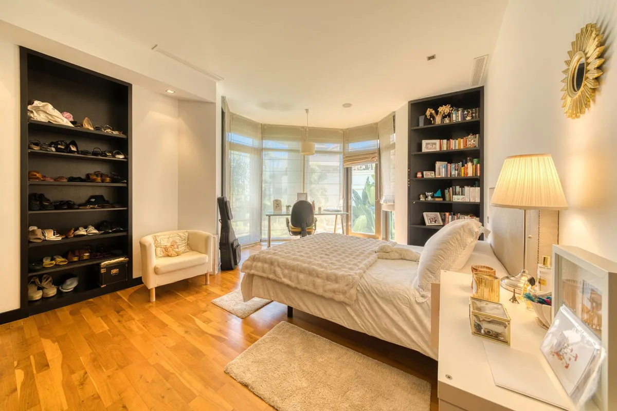 For sale apartment in Marbella - Puerto Banus with 6 bedrooms